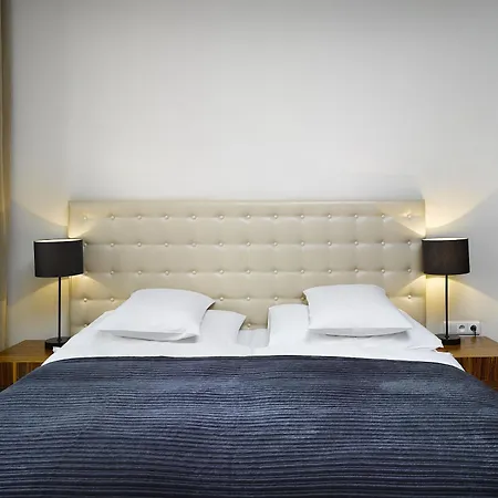The Icon & Lounge 4* Prague